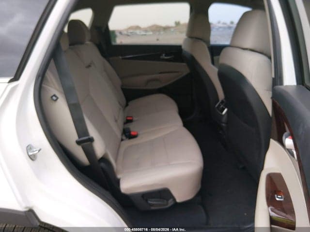 2017 KIA SORENTO 2.4L LX 8
