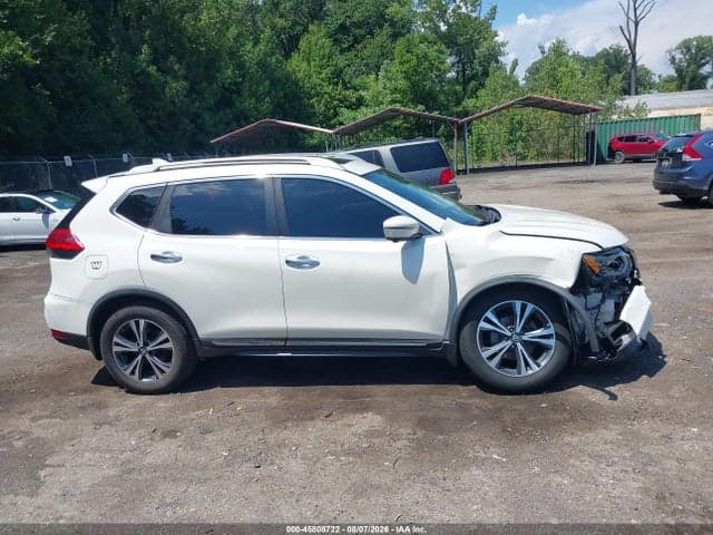 2017 NISSAN ROGUE SL 13
