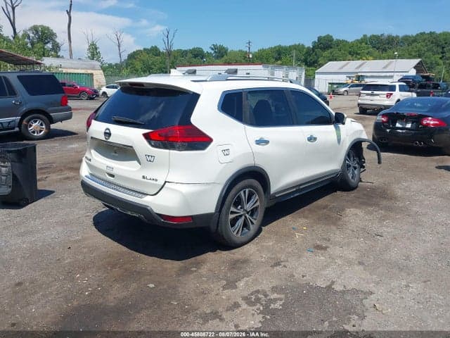 2017 NISSAN ROGUE SL 4