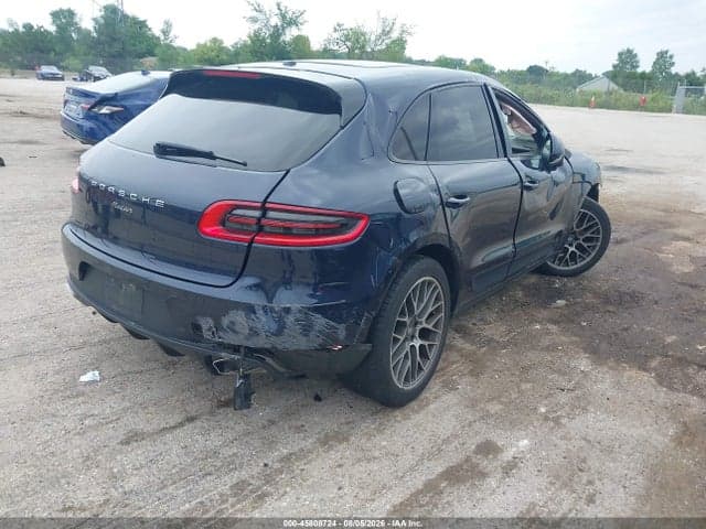 2018 PORSCHE MACAN 4