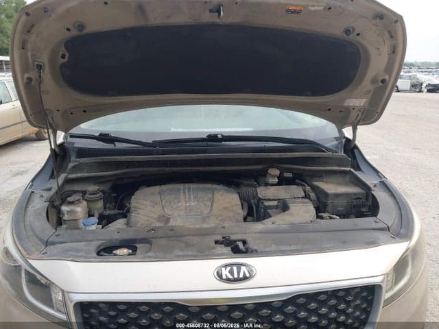 2017 KIA SEDONA LX 10