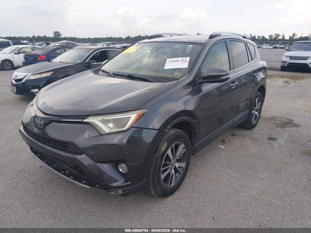 2018 TOYOTA RAV4 XLE 2