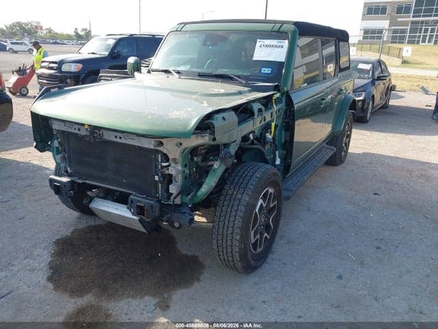 2024 FORD BRONCO OUTER BANKS 2