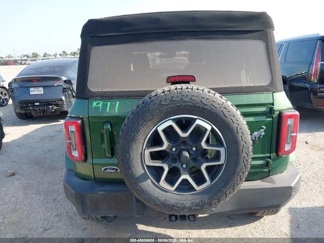 2024 FORD BRONCO OUTER BANKS 16