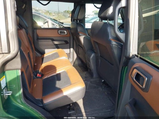 2024 FORD BRONCO OUTER BANKS 8