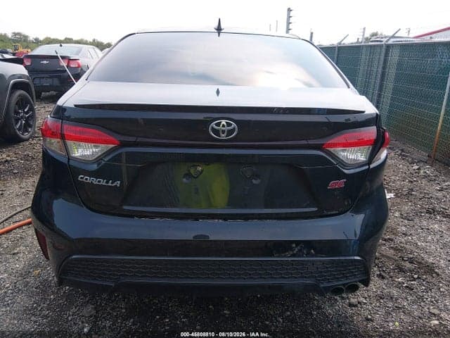2021 TOYOTA COROLLA SE 16