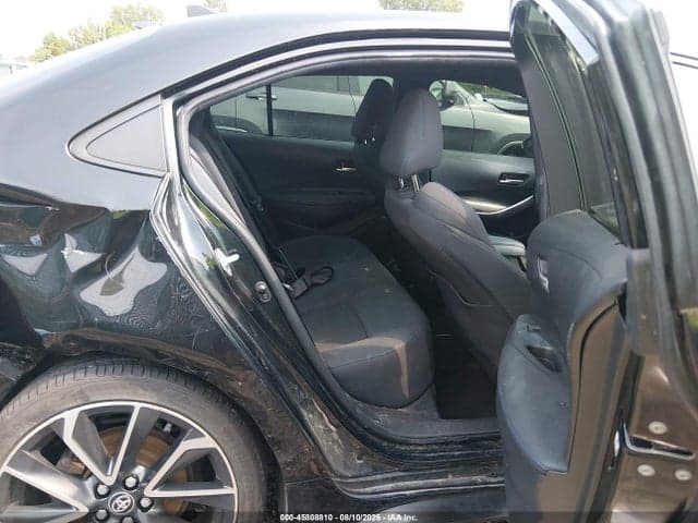 2021 TOYOTA COROLLA SE 8