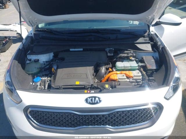 2019 KIA NIRO LX 10