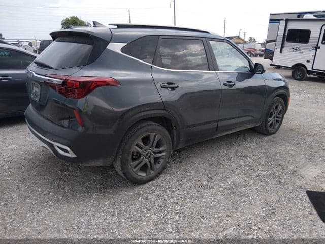 2023 KIA SELTOS S 4