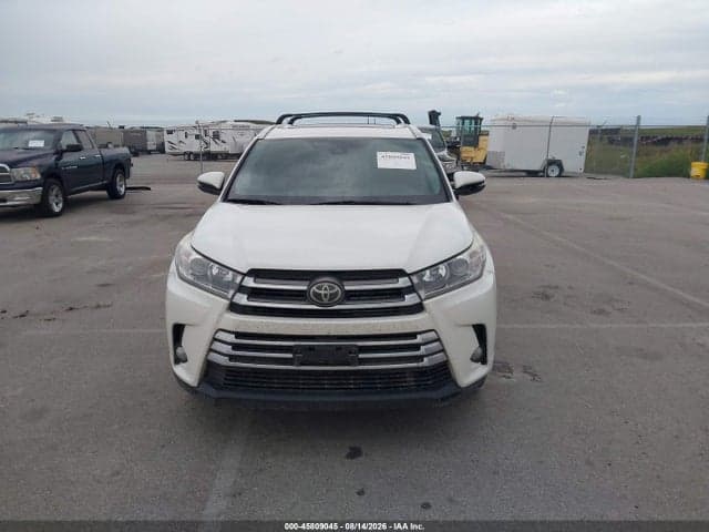 2017 TOYOTA HIGHLANDER LIMITED 12
