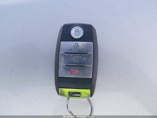 2017 KIA NIRO LX 11