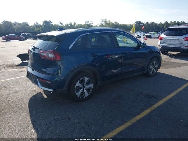 2017 KIA NIRO LX 4