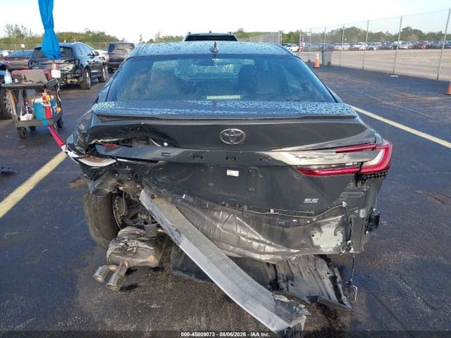 2025 TOYOTA CAMRY SE 17