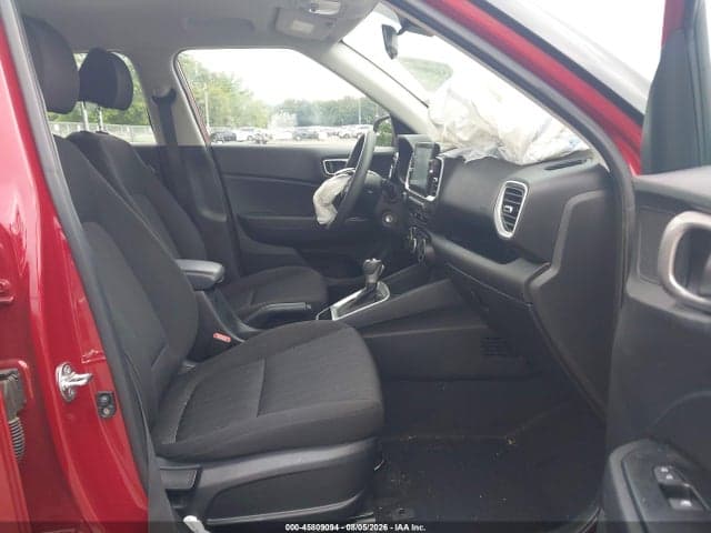 2024 HYUNDAI VENUE SE 5