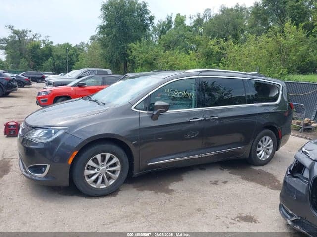 2018 CHRYSLER PACIFICA TOURING L 15