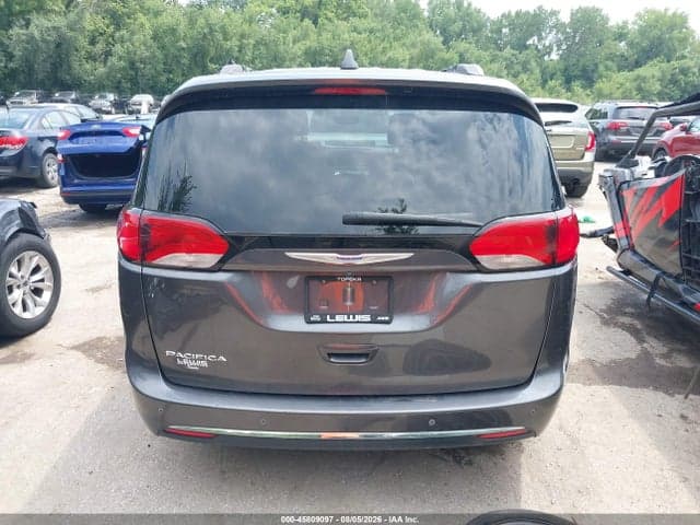 2018 CHRYSLER PACIFICA TOURING L 17
