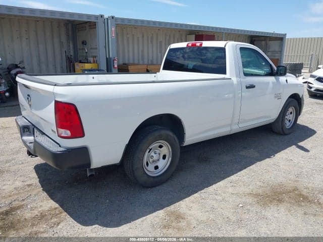 2019 RAM 1500 CLASSIC 4