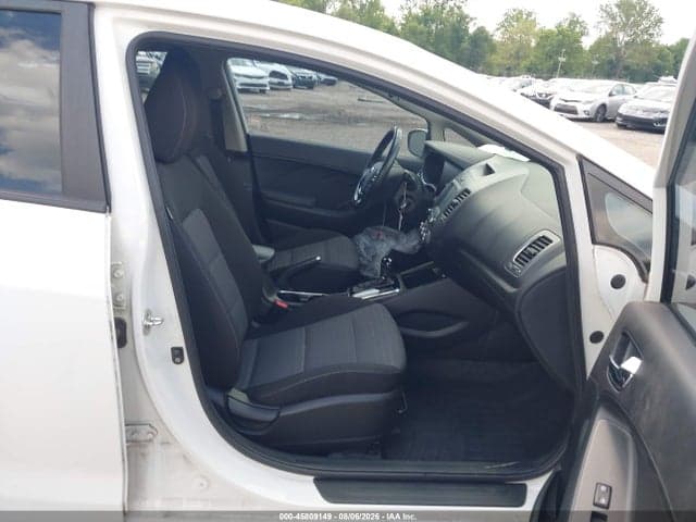 2017 KIA FORTE S 5