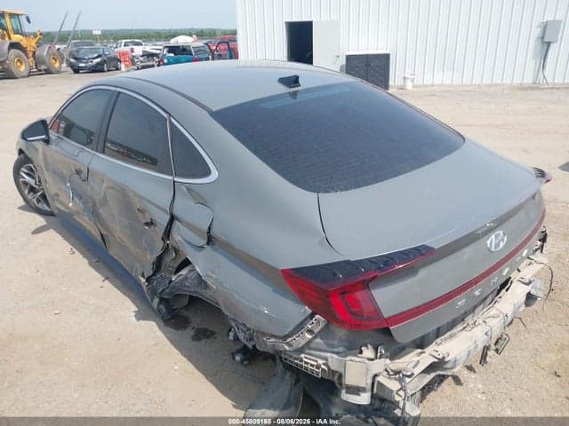 2021 HYUNDAI SONATA SEL 3
