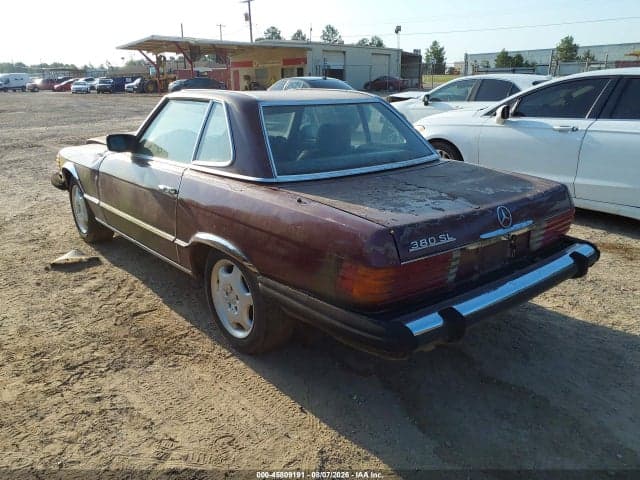 1985 MERCEDES-BENZ 380 SL 3