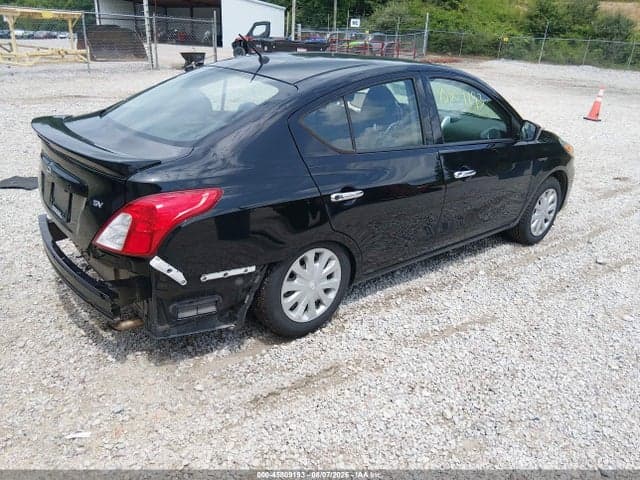2019 NISSAN VERSA 1.6 SV 4