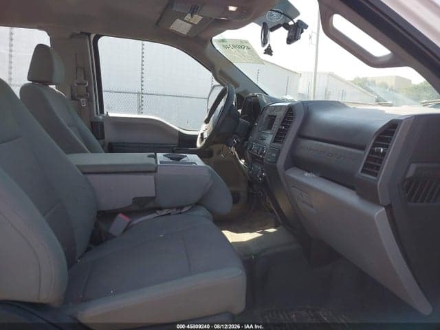 2017 FORD F-550 CHASSIS XL 5
