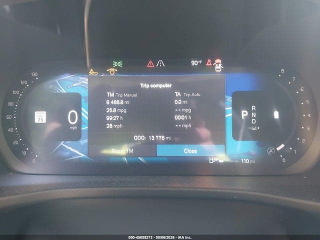 2025 VOLVO XC40 B5 PLUS DARK THEME 7