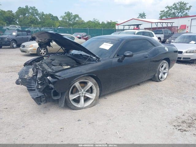2018 DODGE CHALLENGER SXT 2
