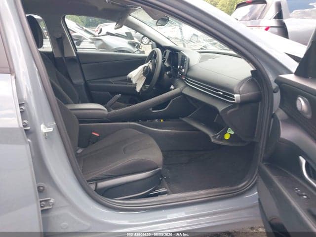 2022 HYUNDAI ELANTRA SEL 5