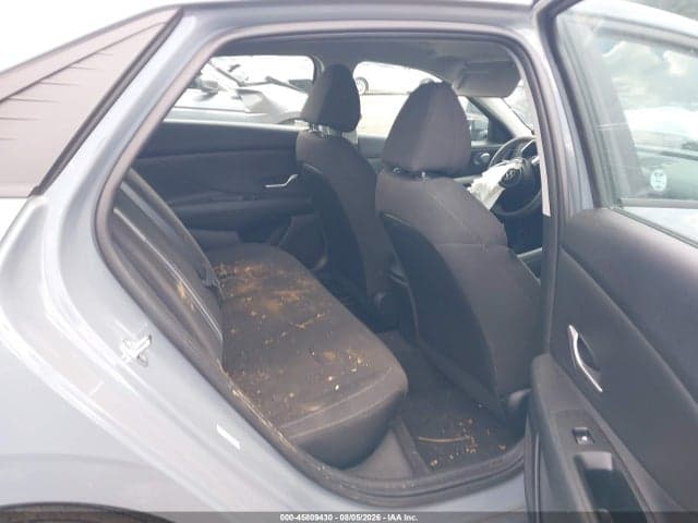 2022 HYUNDAI ELANTRA SEL 8