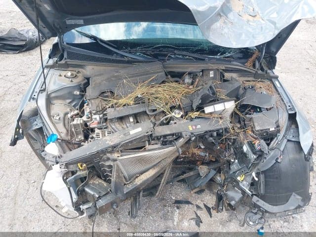 2022 HYUNDAI ELANTRA SEL 10