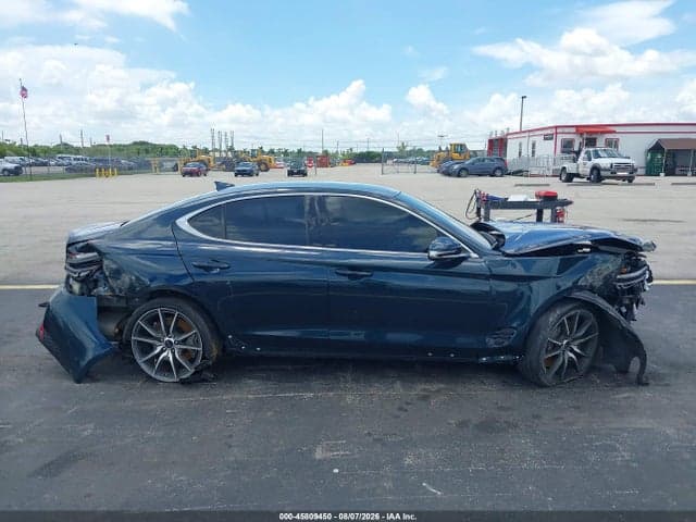 2025 GENESIS G70 2.5T RWD 13