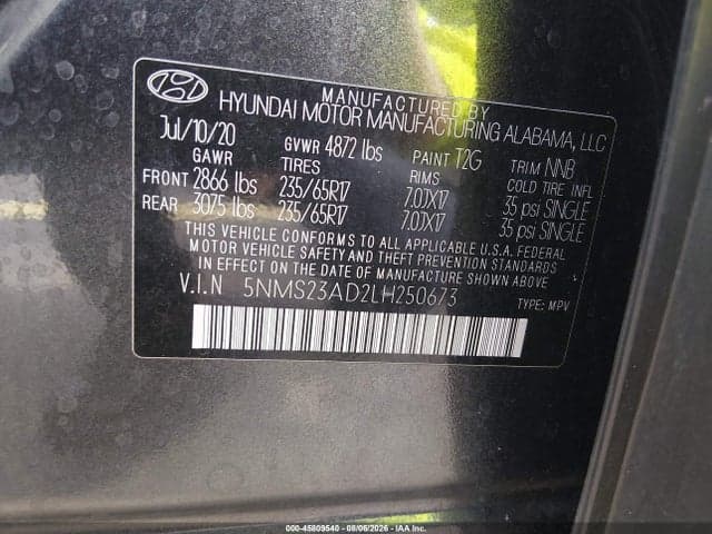2020 HYUNDAI SANTA FE SE 9