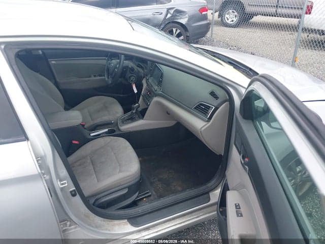 2018 HYUNDAI ELANTRA SEL 5