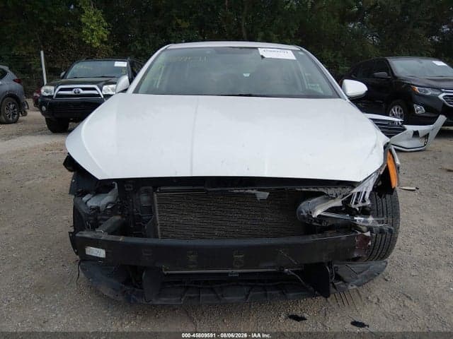 2019 HYUNDAI ELANTRA SE 13