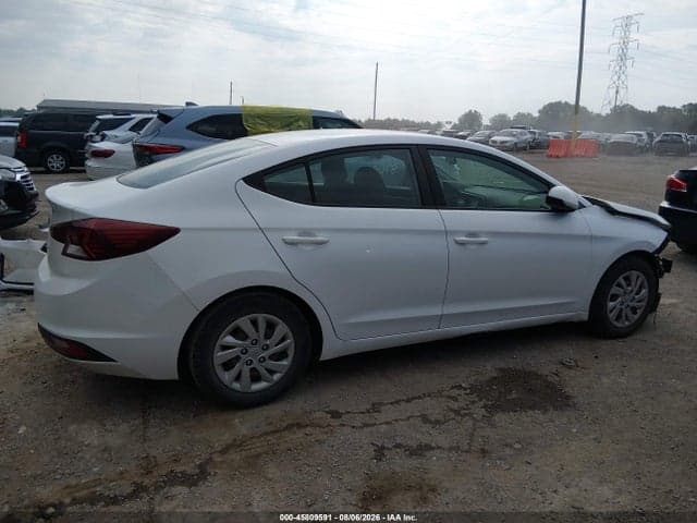 2019 HYUNDAI ELANTRA SE 14