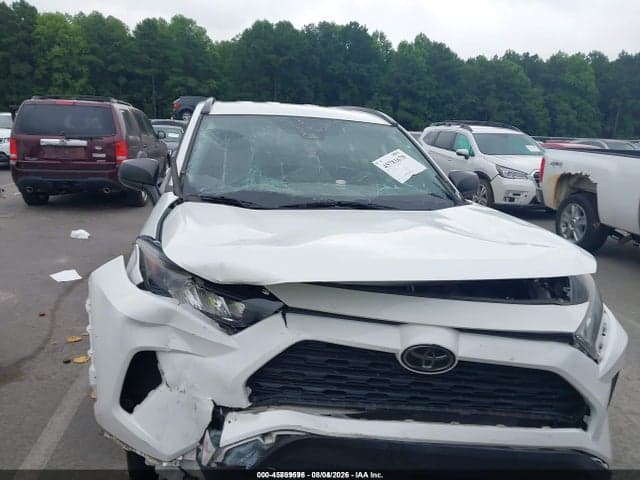 2019 TOYOTA RAV4 LE 12