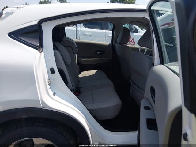 2018 HONDA HR-V LX 8