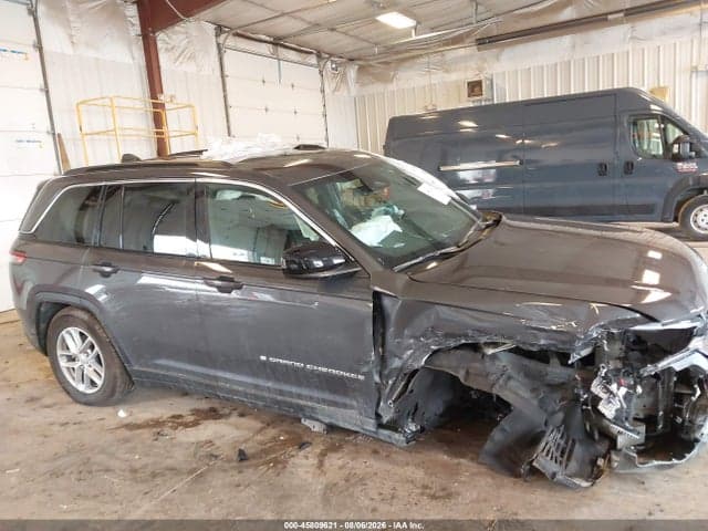 2025 JEEP GRAND CHEROKEE LAREDO X 4X4 13