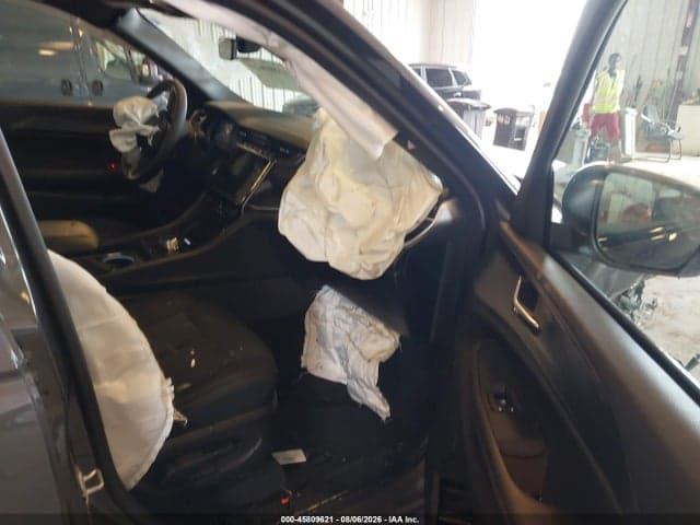 2025 JEEP GRAND CHEROKEE LAREDO X 4X4 5