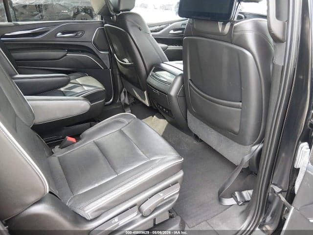 2021 CADILLAC ESCALADE ESV 4WD SPORT 8