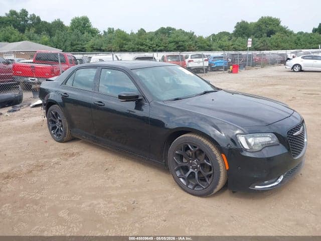 2019 CHRYSLER 300 - 1