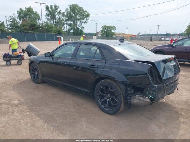 2019 CHRYSLER 300 3