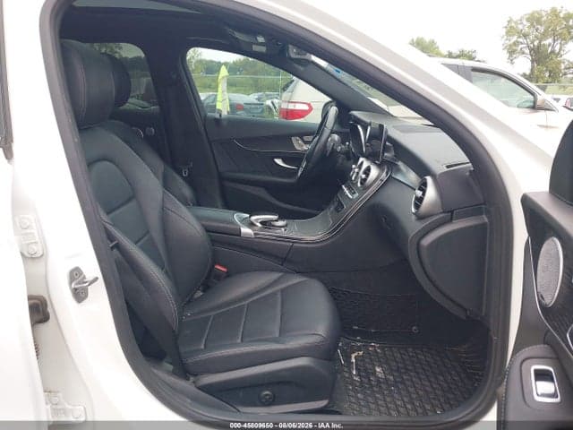 2021 MERCEDES-BENZ C 300 4MATIC 5