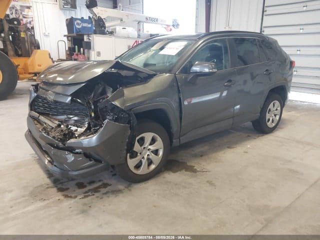 2020 TOYOTA RAV4 LE 2