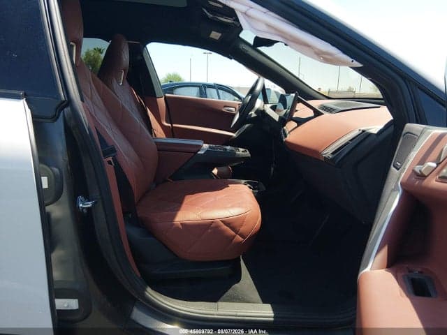 2025 BMW IX XDRIVE50 5