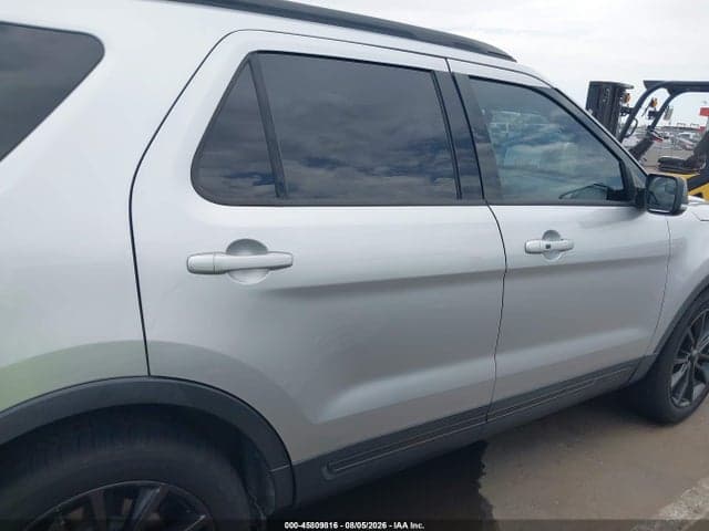 2018 FORD EXPLORER XLT 13