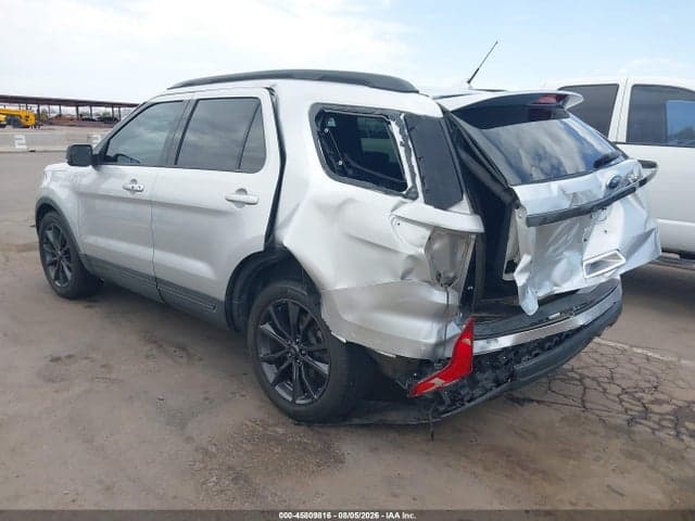 2018 FORD EXPLORER XLT 3