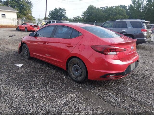 2020 HYUNDAI ELANTRA SEL 3