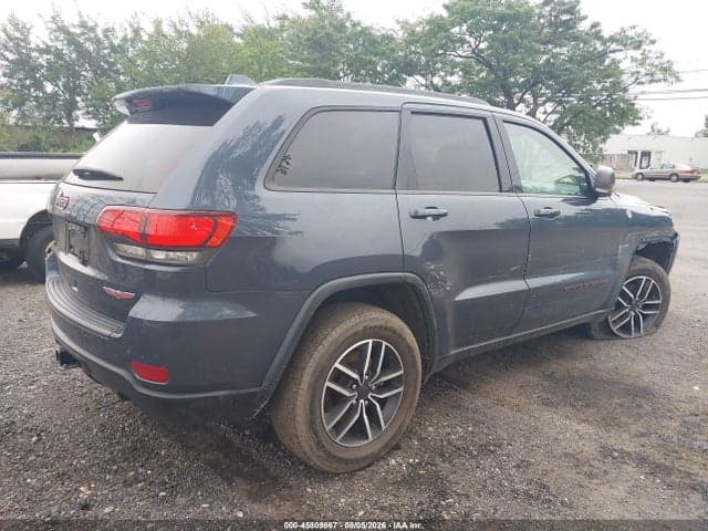 2020 JEEP GRAND CHEROKEE TRAILHAWK 4X4 17